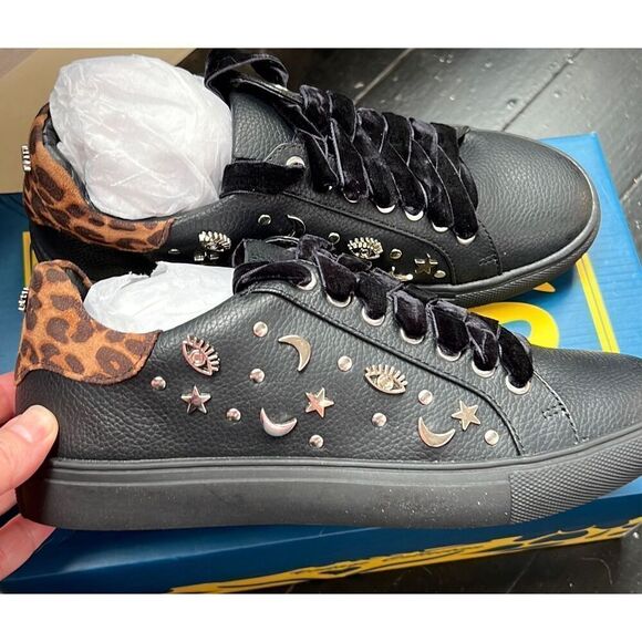 Sbicca Clark Black Leopard Sneakers Embellished w/Stars Moons - Size 7.5 NIB - Picture 4 of 8